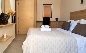 Kozani Home 01